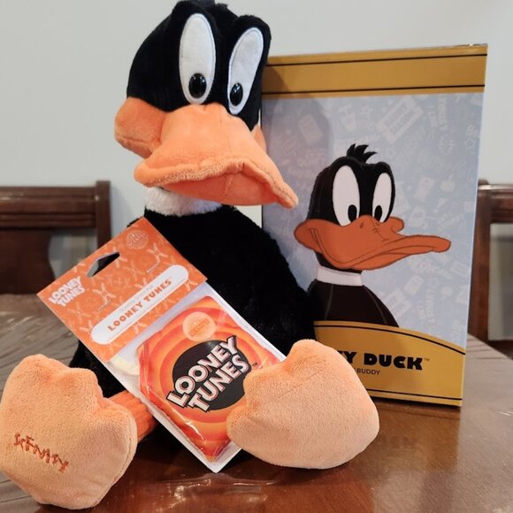 Scentsy Buddy Loony Tunes Daffy Duck new in box with scentpack - Picture 1 of 3